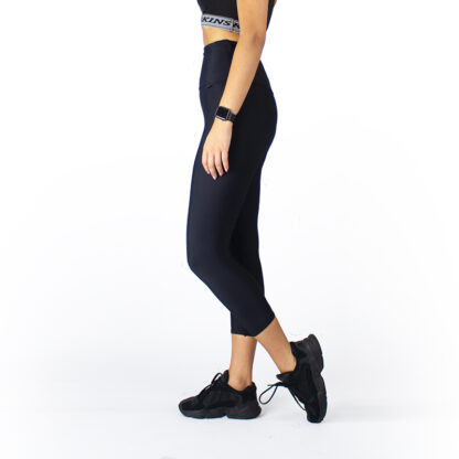 skineez hydrating capri legging Big 